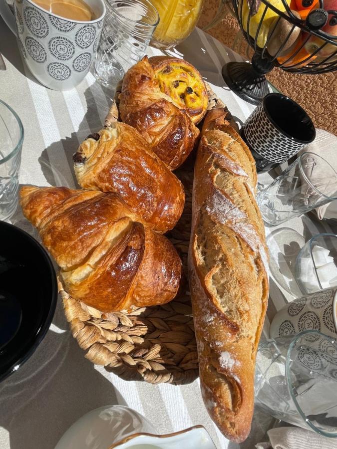 Le Calme De La Garrigue Panzió Russan Kültér fotó
