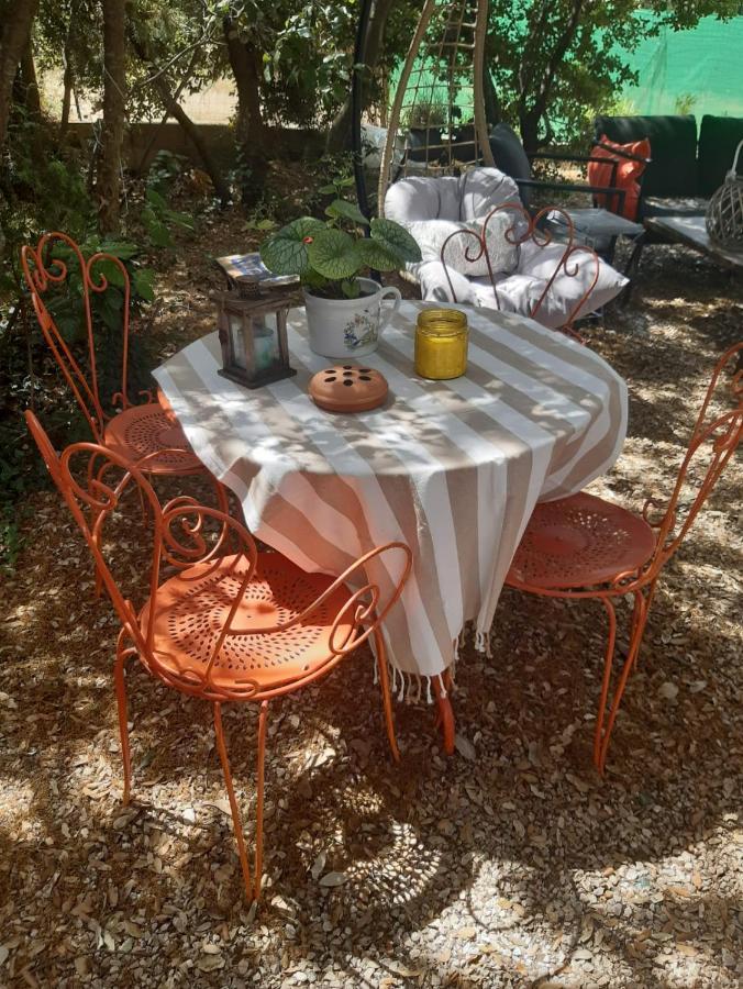 Le Calme De La Garrigue Panzió Russan Kültér fotó
